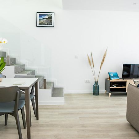 Triade Apartamentos 阿威罗 外观 照片